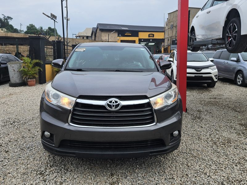 TOYOTA HIGHLANDER 2017 MODEL
