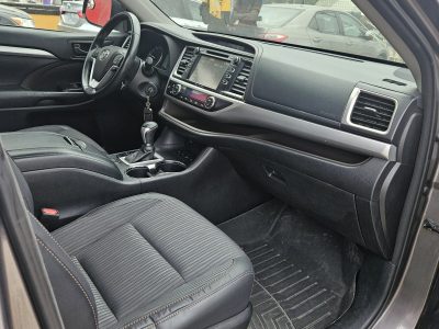 TOYOTA HIGHLANDER 2017 MODEL