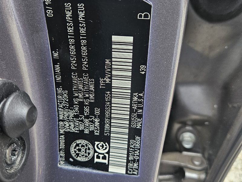 TOYOTA HIGHLANDER 2017 MODEL