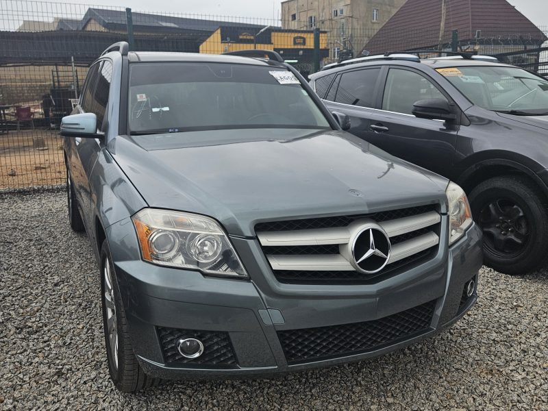 MERCEDES BENZ GLK350 2012 MODEL
