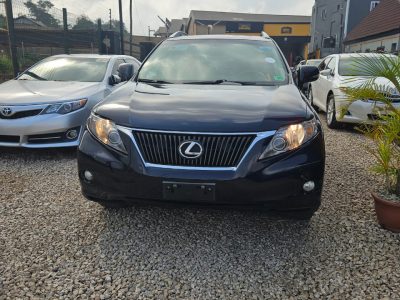 Mercedes Benz glc 2018 model. Panoramic roof