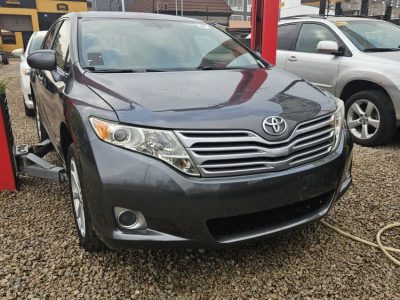 Toyota venza 2011.model 4plugs