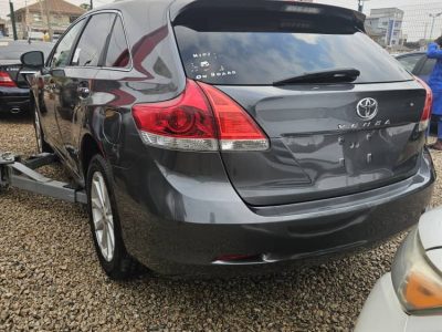 Toyota venza 2011.model 4plugs