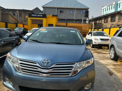 Toyota Venza 2010 model