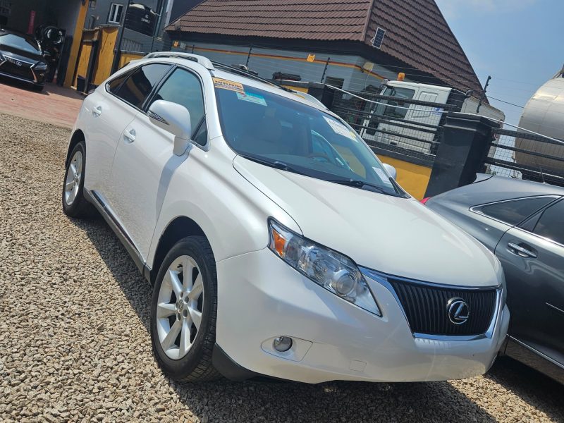 Lexus RX350 2011 model