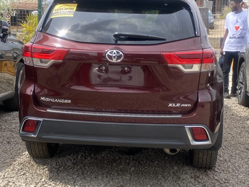 Toyota Highlander XLE