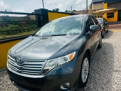 TOYOTA VENZA 2010 GRAY