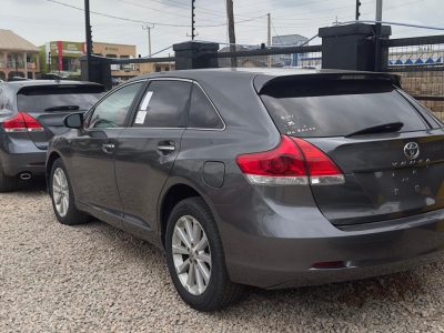 TOYOTA VENZA 2010 GRAY