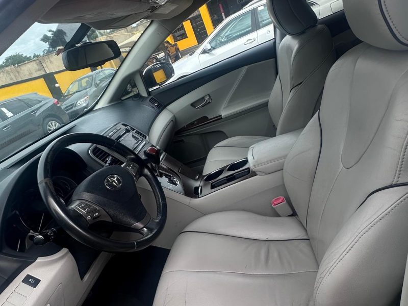 TOYOTA VENZA 2010