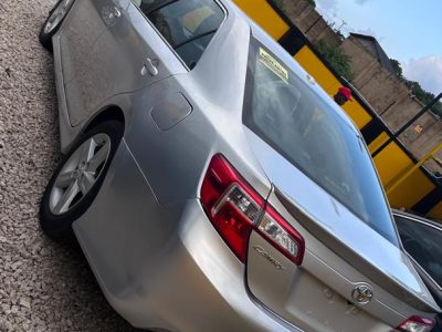 TOYOTA CAMRY SE 2012 MODEL