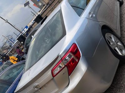 TOYOTA CAMRY SE 2012 MODEL